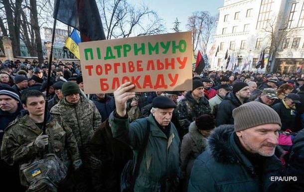 Активіст вимагає від влади Нововолинська підтримати блокаду торгівлі з агресором